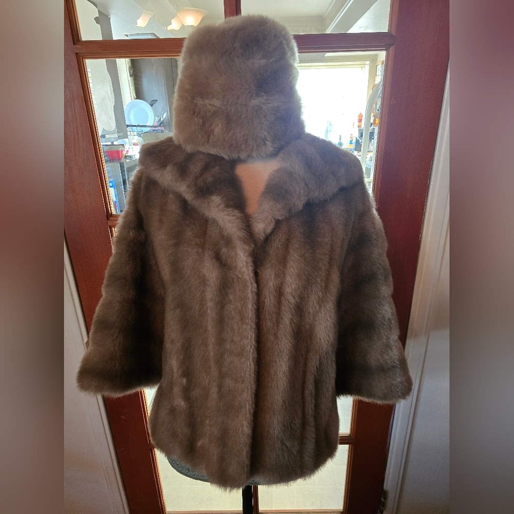 Regina Glenara Glenoit RARE Elegant Women's Faux Mink Fur Short Coat And Hat